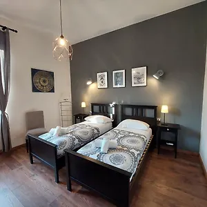 Savieri In , Florencia Italia